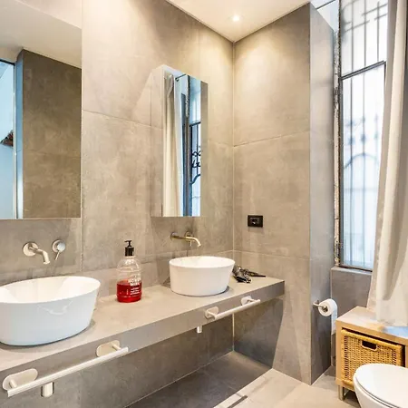 Loft Design Center, Shopping Area, Ac, Wifi, Subway M1 And M2, Airport Connected Apartment Milan